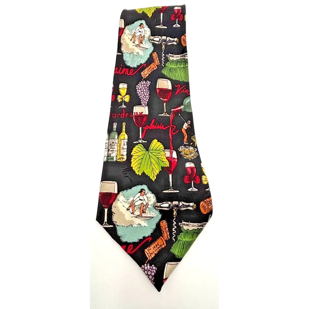 Vintage Nicole Miller IE 100% Silk Wine Novelty Tie Black Vineyard Made in Italy